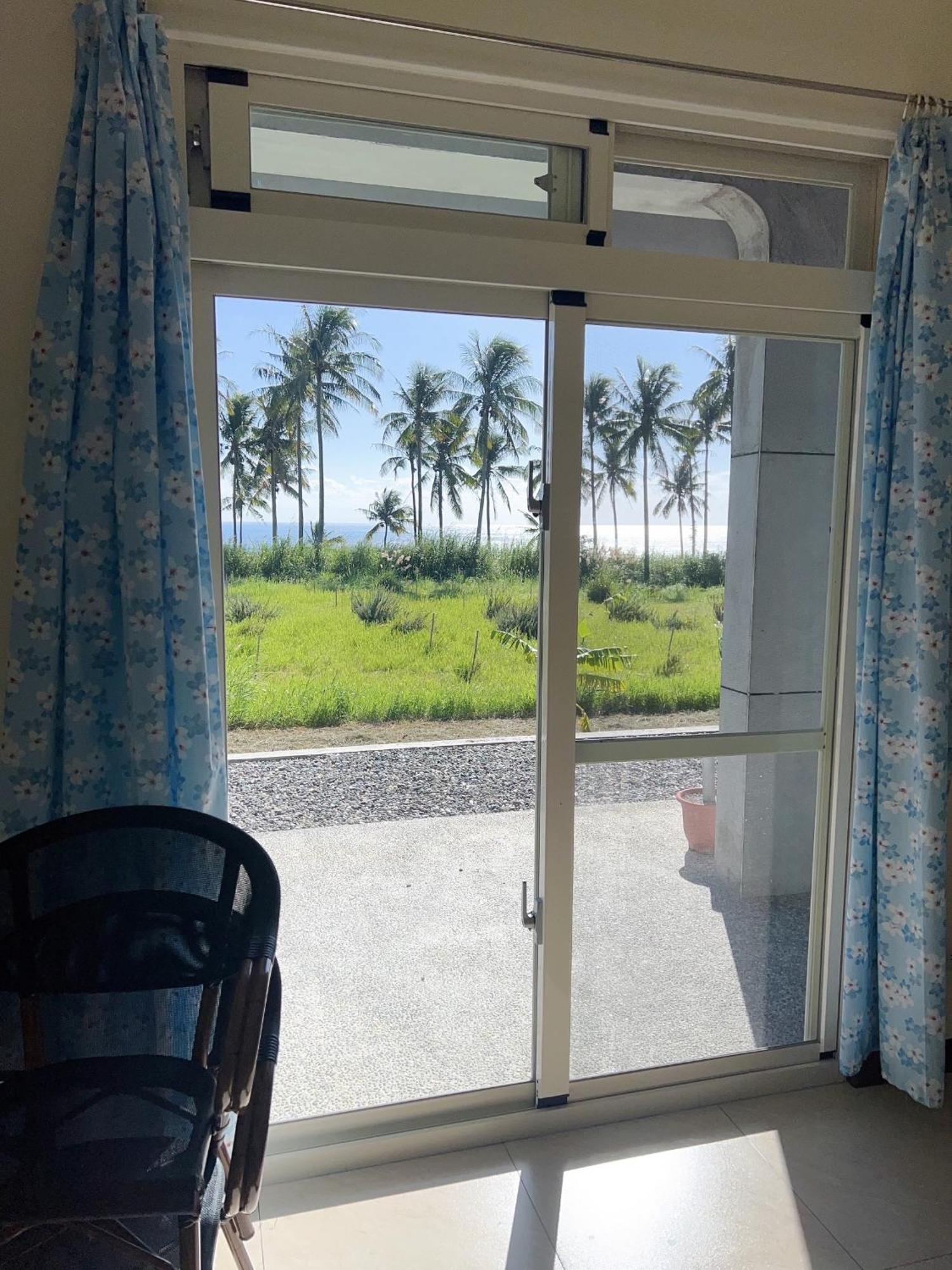 春夏秋冬海景民宿ocean View Motel Chenggong Luaran gambar
